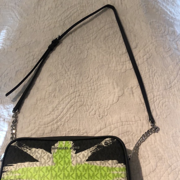 Michael Kors black crossbody neon Union Jack bag - Picture 3 of 11